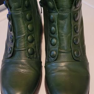 Miz Mooz Louise size 9 boots.